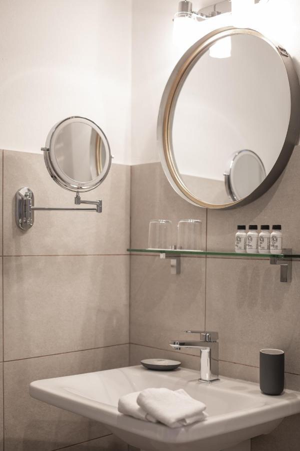Vis A Vis Apartments Trieste Exterior foto